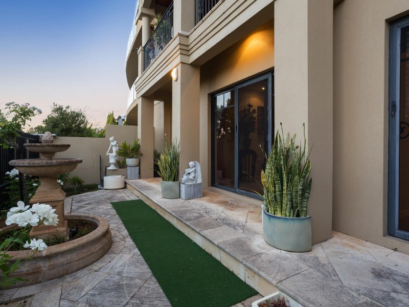 28 Jewell Lane, East Perth WA 6004