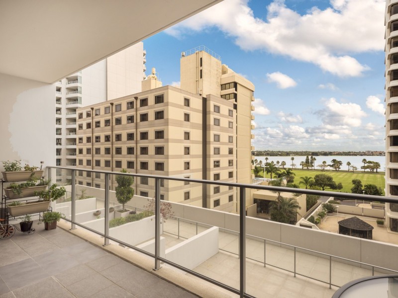 30/149-151 Adelaide Terrace, East Perth WA 6004