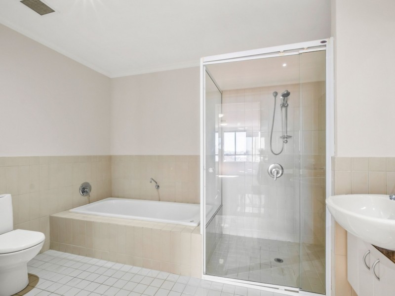 14/25 Haig Park Circle, East Perth WA 6004