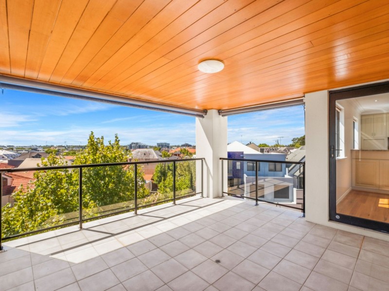 14/25 Haig Park Circle, East Perth WA 6004