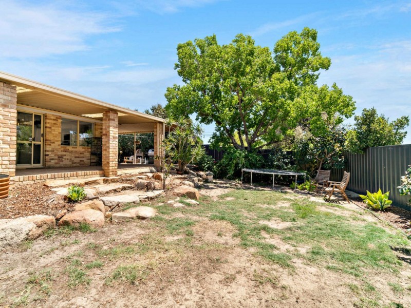 14 Pyrmont Place, Greenmount WA 6056