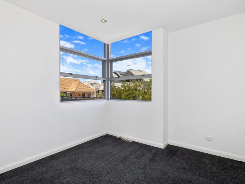 41 Tully Road, East Perth WA 6004
