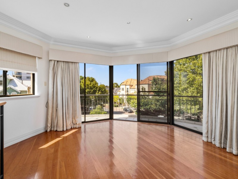 31 Victory Terrace, East Perth WA 6004