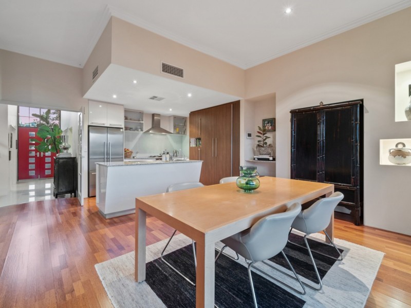 5 Vanguard Terrace, East Perth WA 6004