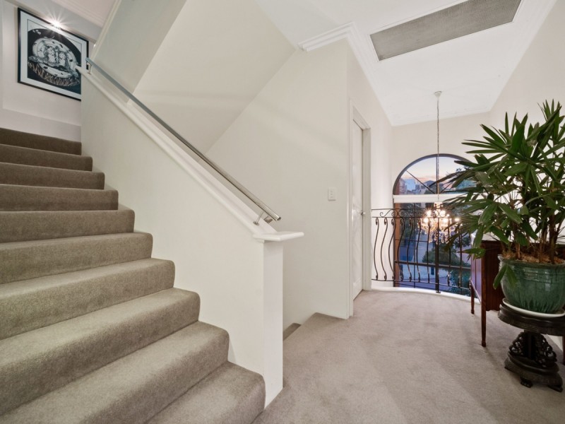 5 Vanguard Terrace, East Perth WA 6004