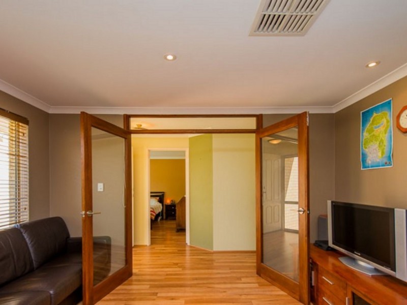 1A Schacht Court, Myaree WA 6154