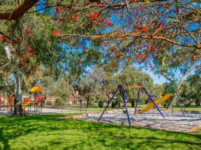 1A Schacht Court, Myaree WA 6154