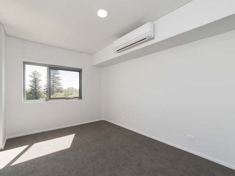 41/1 Hallam Way, Rivervale WA 6103