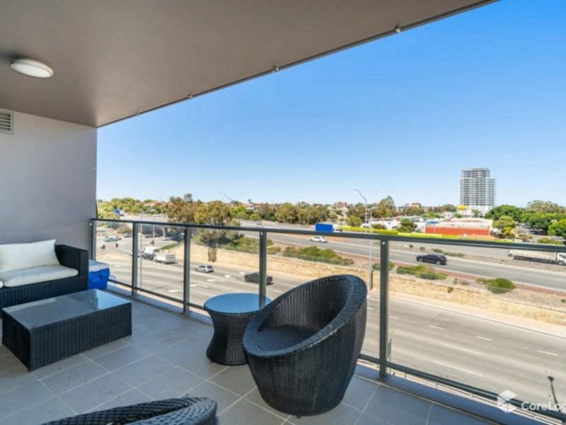 24/3 Homelea Court, Rivervale WA 6103