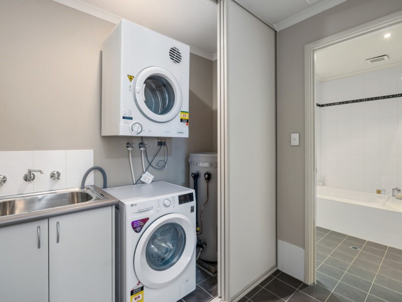 4/7 Henry Street, East Perth WA 6004