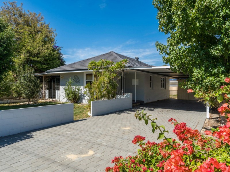 370 Kew Street, Cloverdale WA 6105