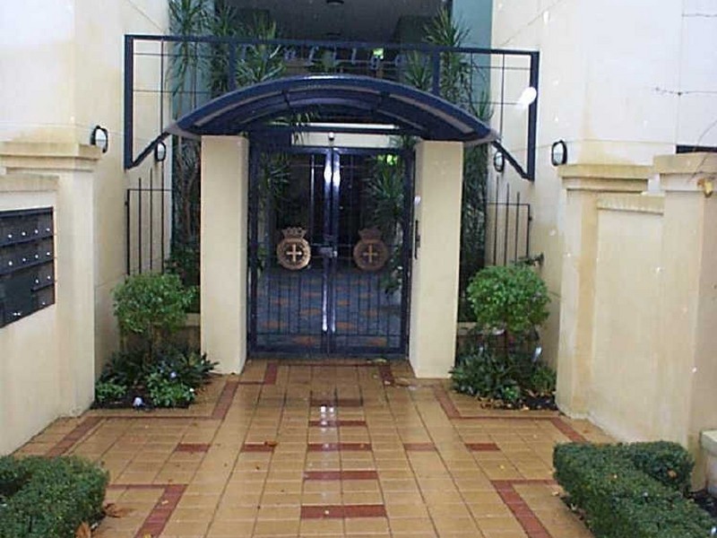 6/24 Constitution Street, East Perth WA 6004