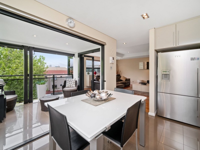 27/82 Royal Street, East Perth WA 6004