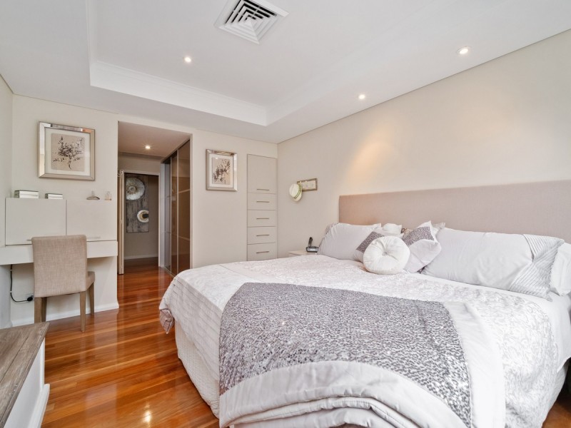 27/82 Royal Street, East Perth WA 6004