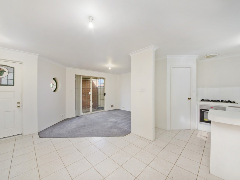 4/132 Flinders Street, Yokine WA 6060