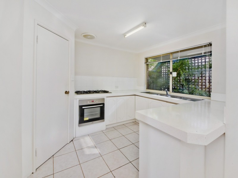 4/132 Flinders Street, Yokine WA 6060