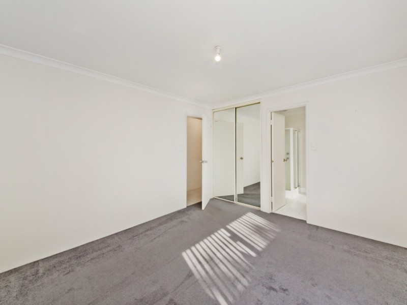 4/132 Flinders Street, Yokine WA 6060