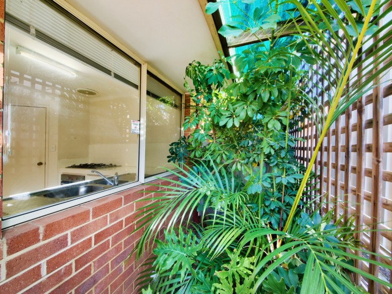 4/132 Flinders Street, Yokine WA 6060