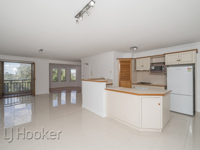 8/16-28 Waterloo Crescent, East Perth WA 6004
