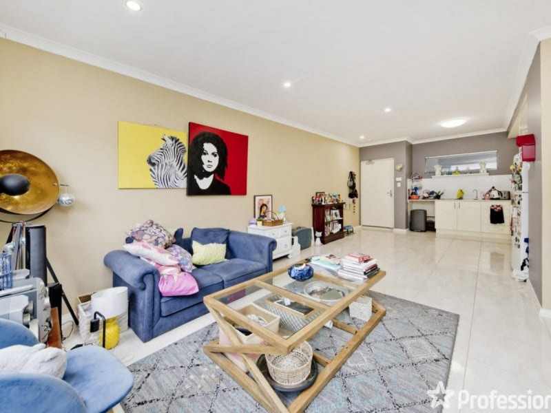 2/36 Winchelsea Road, Nollamara WA 6061
