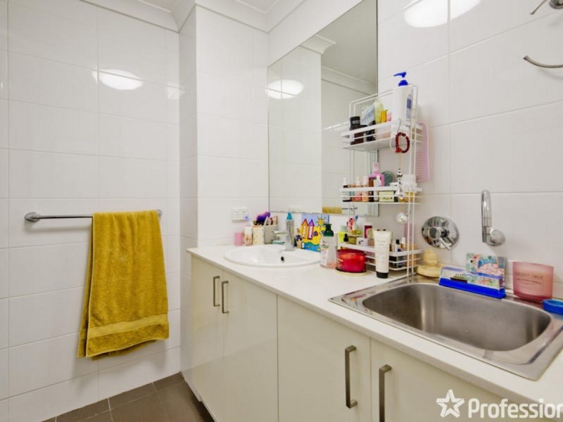 2/36 Winchelsea Road, Nollamara WA 6061