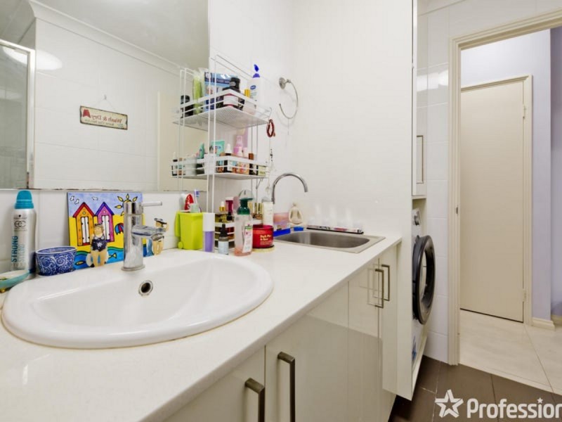 2/36 Winchelsea Road, Nollamara WA 6061