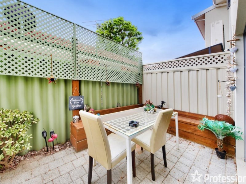 2/36 Winchelsea Road, Nollamara WA 6061