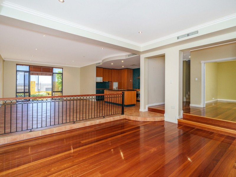 5 Haig Park Circle, East Perth WA 6004