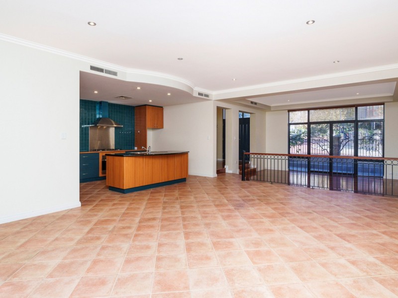 5 Haig Park Circle, East Perth WA 6004