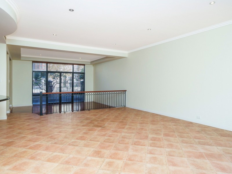 5 Haig Park Circle, East Perth WA 6004