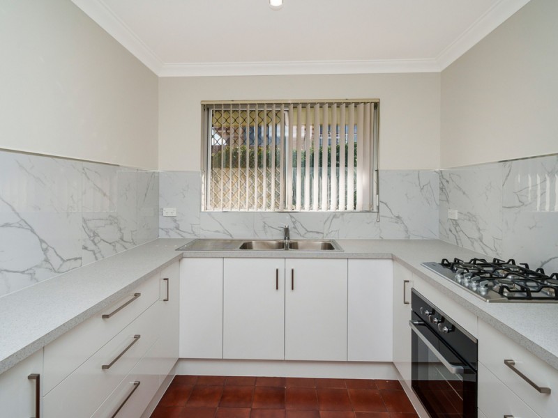 2/50 Moulden Avenue, Yokine WA 6060