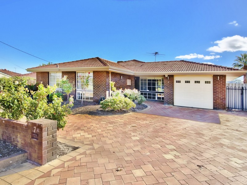 7 Bedford Street, Bayswater WA 6053