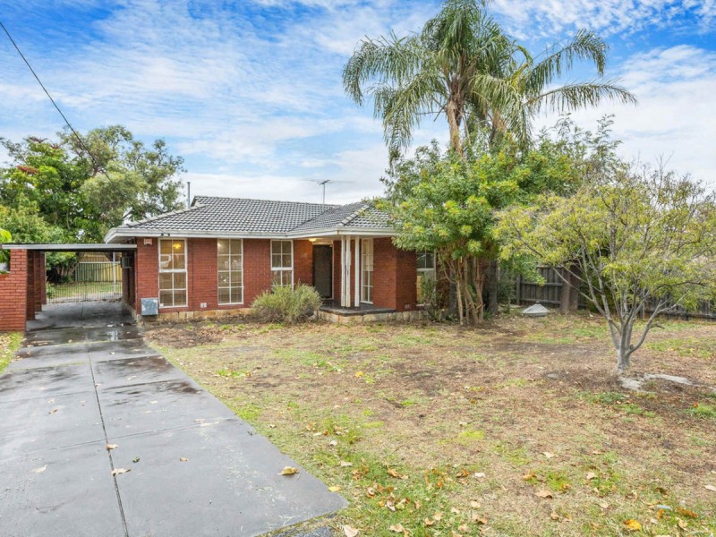 34 Lyndhurst Street, Dianella WA 6059