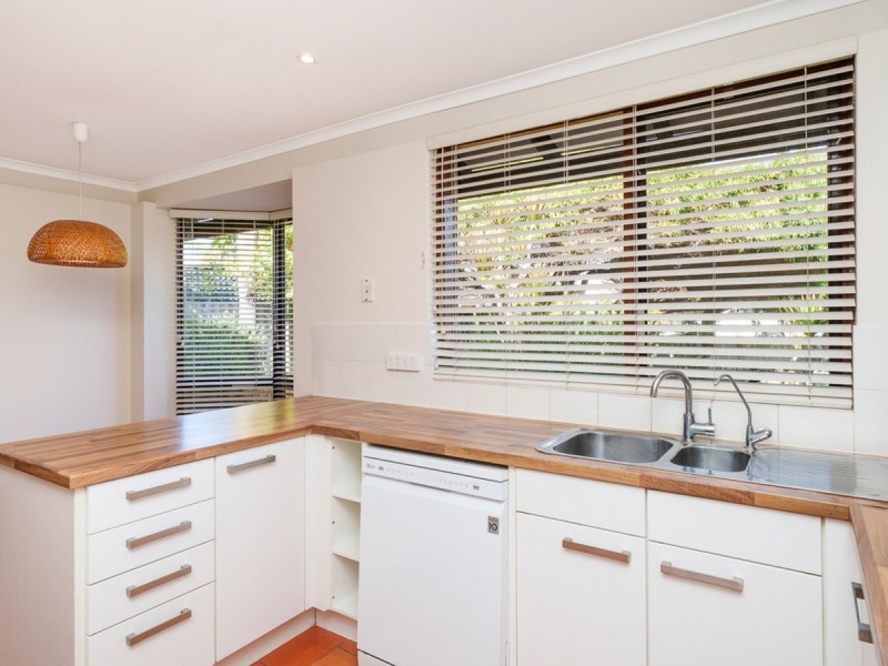 96 Leeds Street, Dianella WA 6059