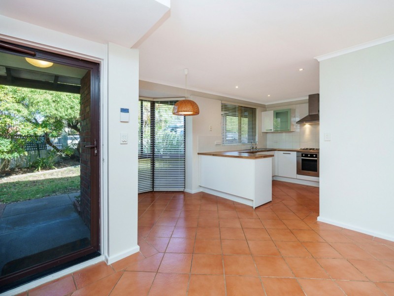 96 Leeds Street, Dianella WA 6059