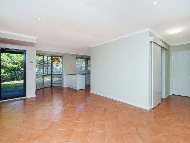 96 Leeds Street, Dianella WA 6059