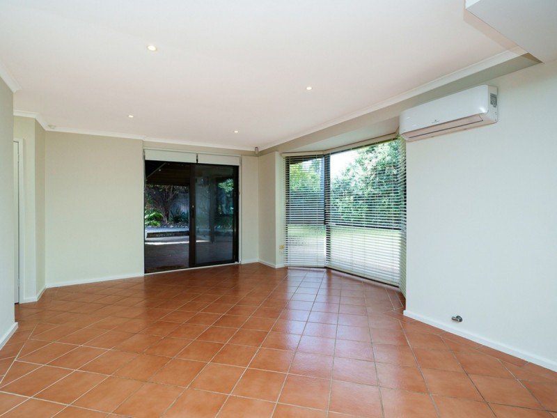 96 Leeds Street, Dianella WA 6059