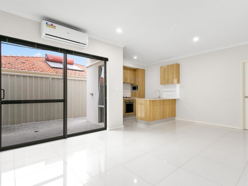 4/200 Kooyong Road, Rivervale WA 6103