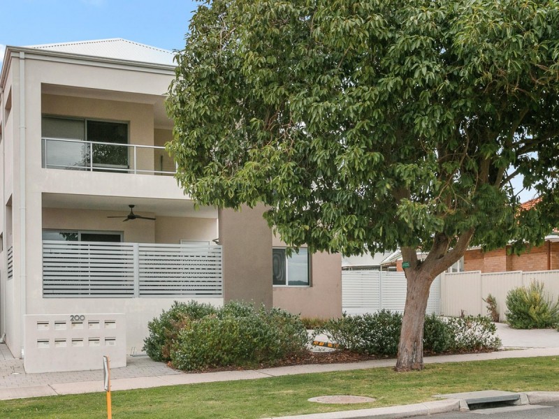 4/200 Kooyong Road, Rivervale WA 6103