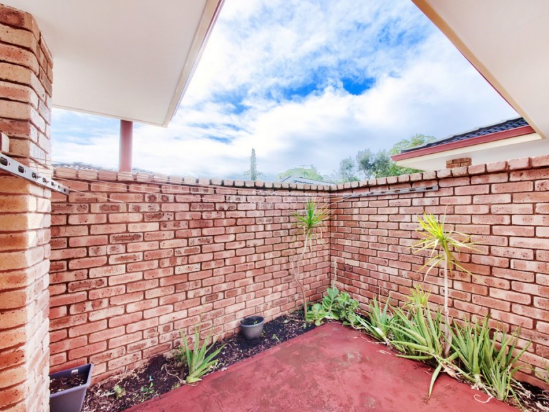 6/121 Hayes Avenue, Yokine WA 6060