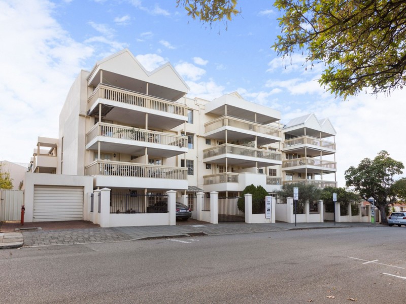 29/22 Nile Street, East Perth WA 6004