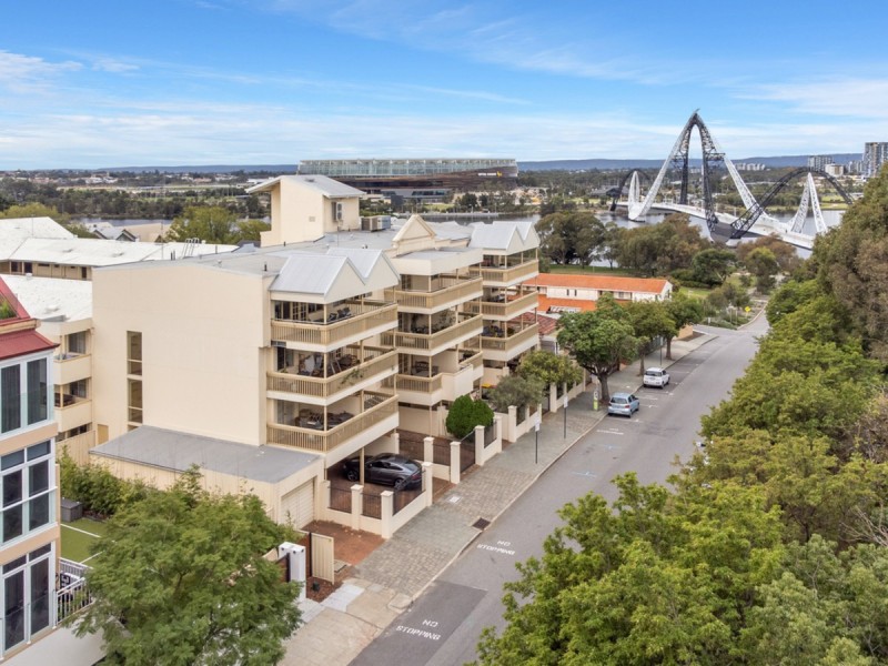 29/22 Nile Street, East Perth WA 6004