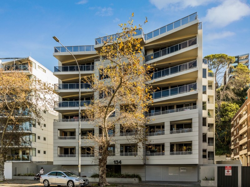 15/134 Mounts Bay Road, Perth WA 6000