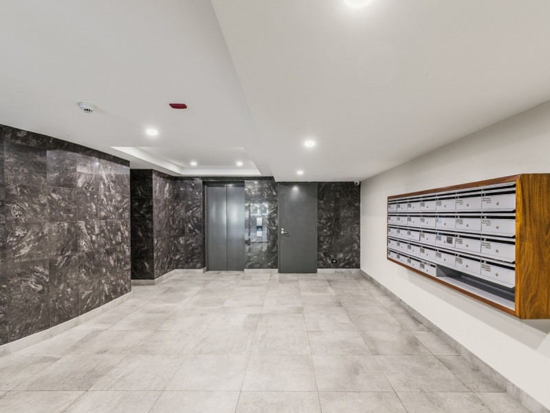 15/134 Mounts Bay Road, Perth WA 6000