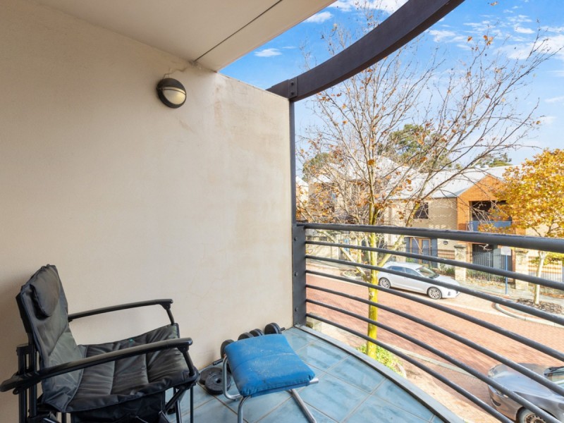 28B Haig Park Circle, East Perth WA 6004