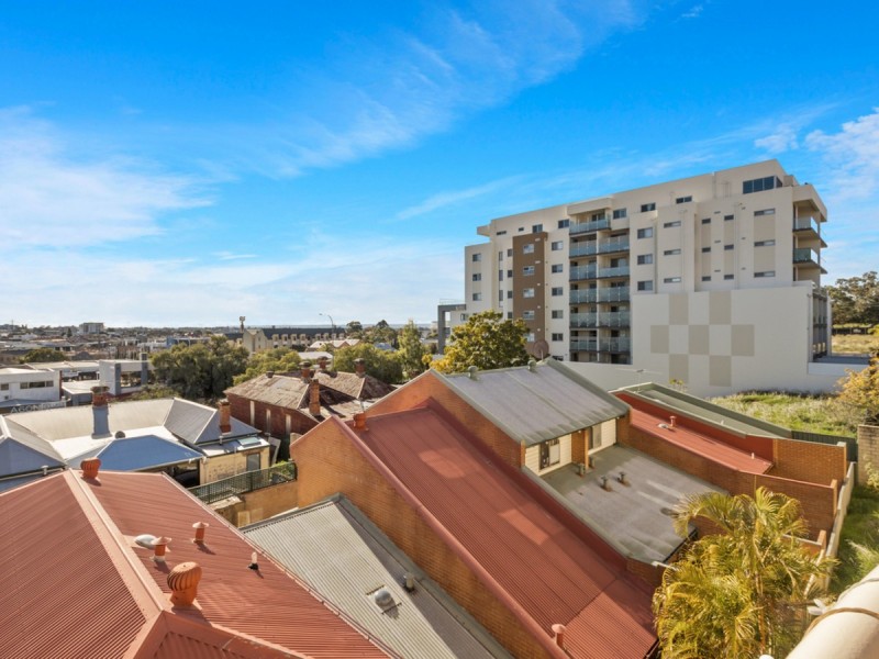16/30 Bronte Street, East Perth WA 6004
