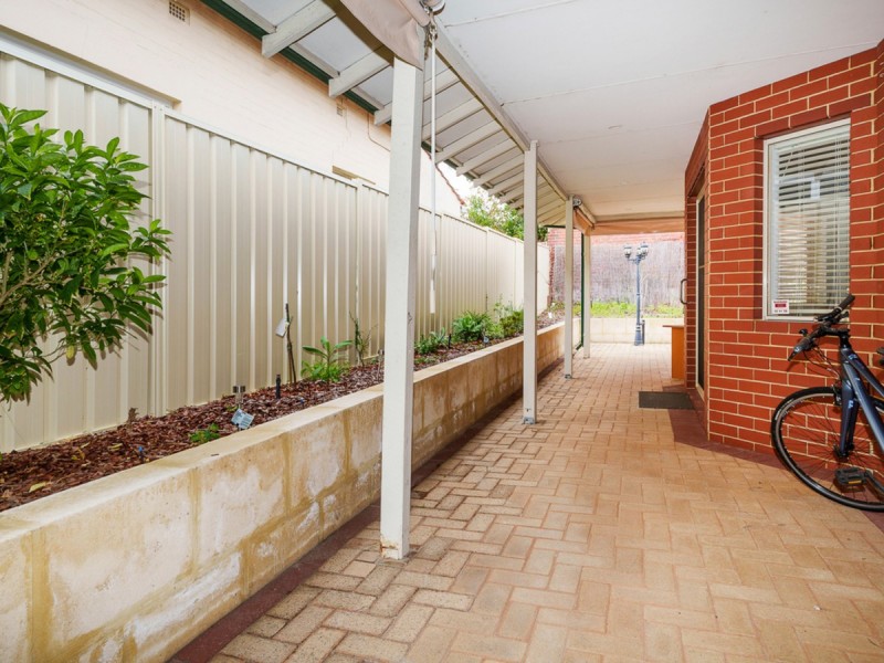 4B Matheson Road, Applecross WA 6153
