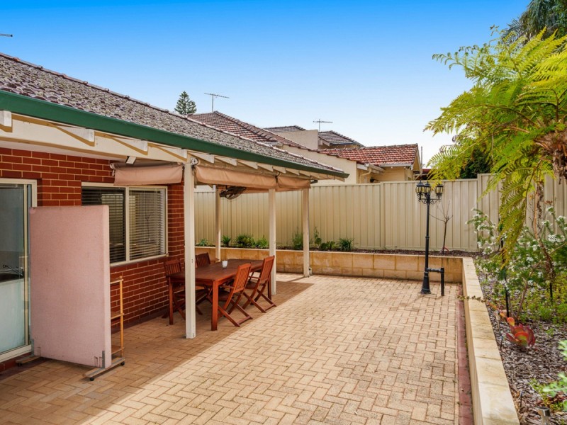4B Matheson Road, Applecross WA 6153