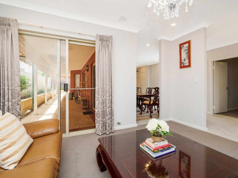 4B Matheson Road, Applecross WA 6153