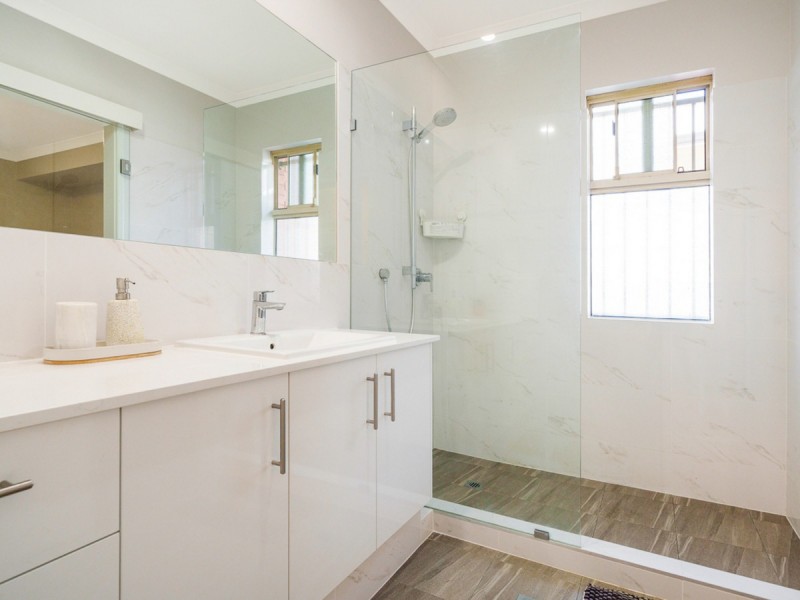 4B Matheson Road, Applecross WA 6153